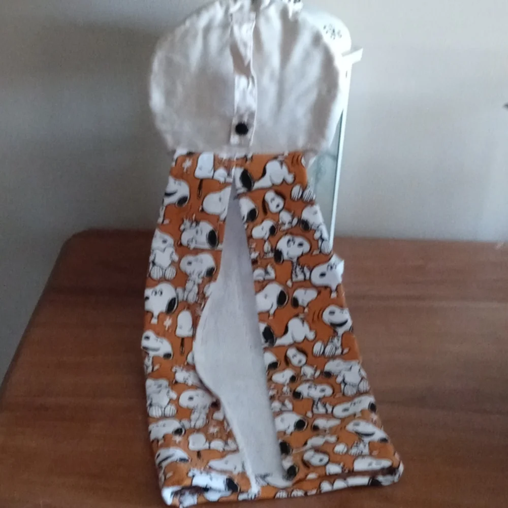 Snoopy fall hanging towel